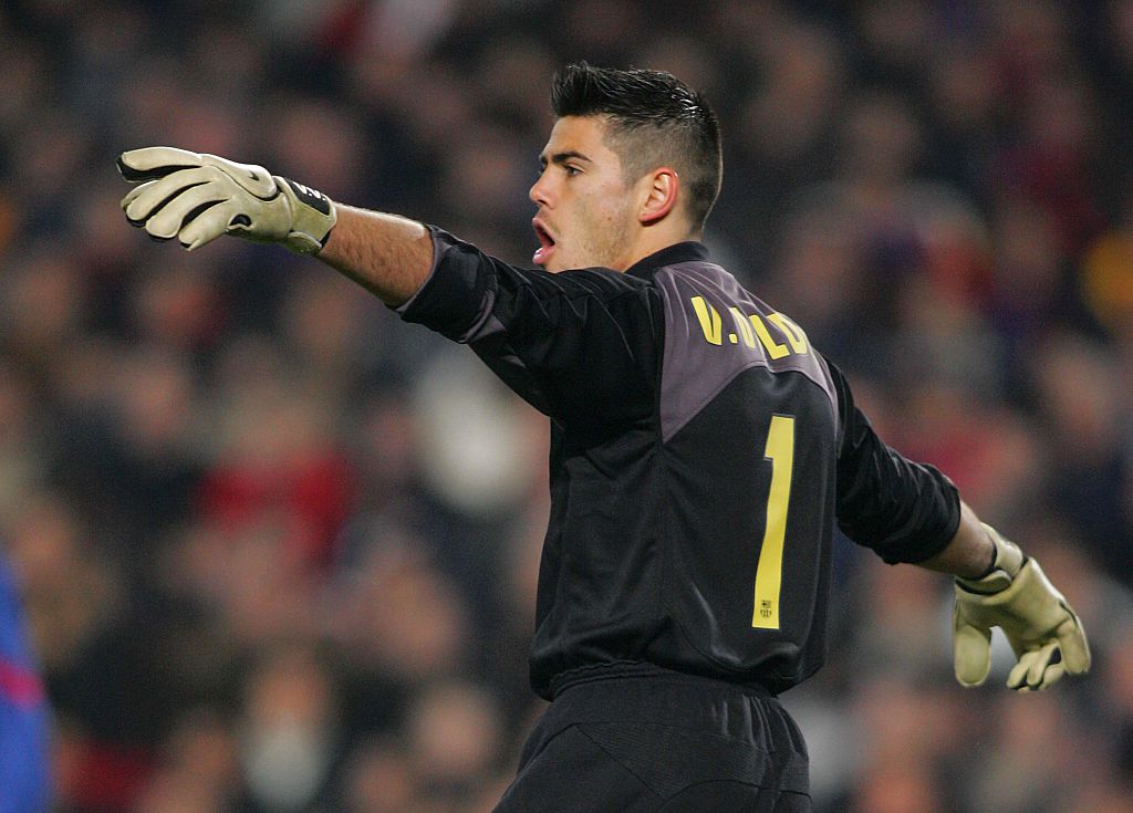 Víctor Valdes con el Barcelona 2004