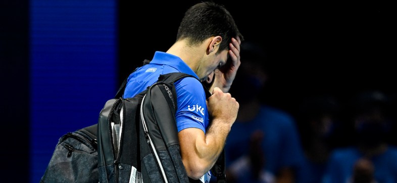 Retenido en aeropuerto: ¿Qué está pasando con Djokovic previo al Australian Open?