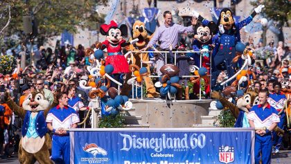 ¿Desde cuándo y por qué el MVP del Super Bowl visita Disney World?