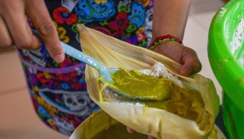 preparacion-tamales-candelaria-mexico-mitos