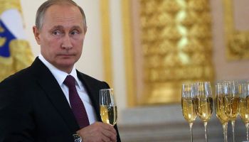 Millonario ofrece 1 millón de dólares por Vladimir Putin