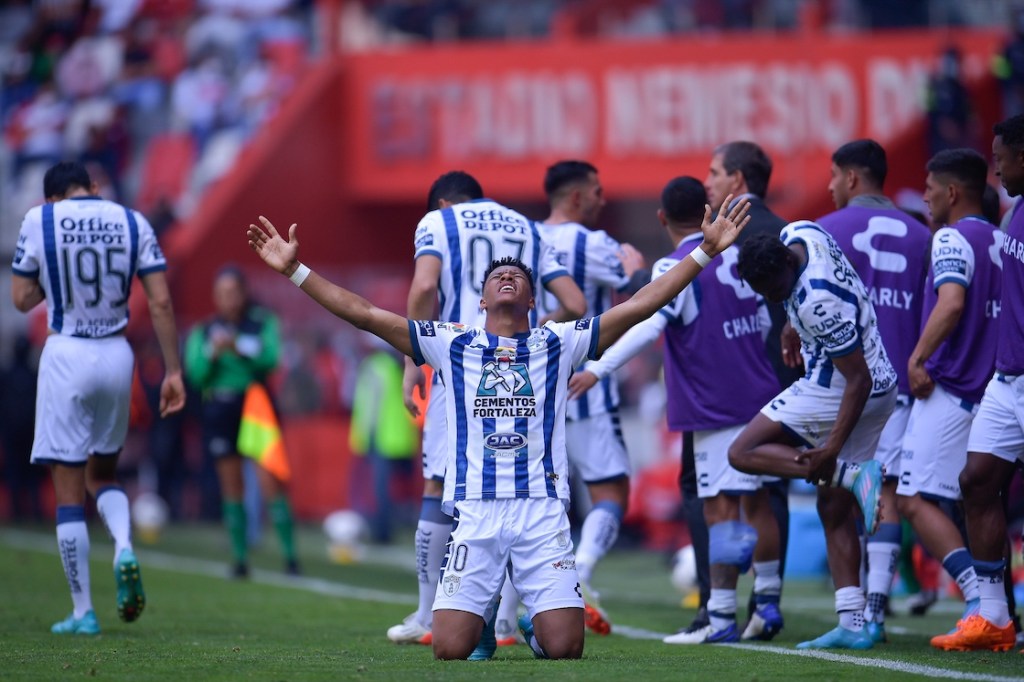 El osote de Rodolfo Cota, las críticas al Chivas vs América y los memes de la Jornada 10 de la LigaMX