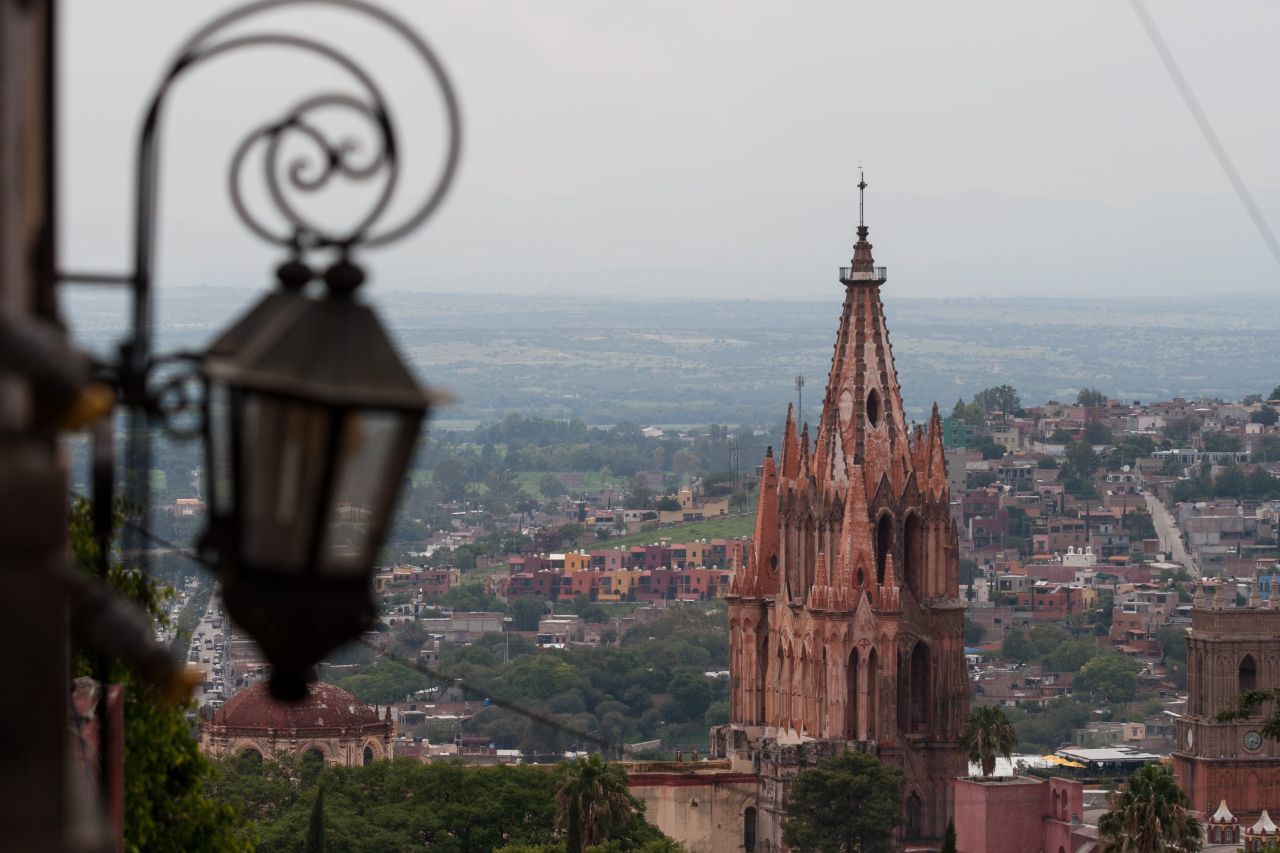 Los alquilan por 100 pesos: Alertan por "renta" de niños en San Miguel de Allende