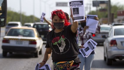 ESCOBEDO, NUEVO LEÓN, 18ABRIL2022.- Para continuar con las investigaciones que lleven a algún indicio del paradero de Debanhi Escobar Bazaldúa, se realiza un cateo en una empresa transportista ubicada en la Carretera a Laredo en el kilómetro 15 en Escobedo Nuevo León, en la cual la joven pudo haber ingresado el día de su desaparición, el pasado sábado 9 de abril en la madrugada.