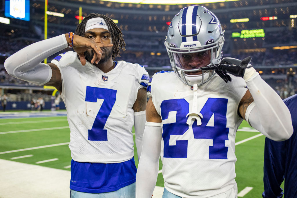 Kelvin Joseph y Trevon Diggs con los Cowboys