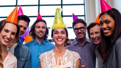 Empleado demandó a empresa por hacerle una fiesta de cumpleaños y ganó