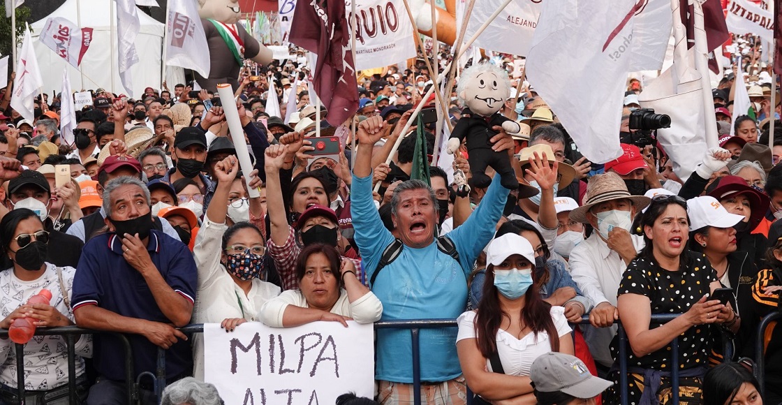 CIUDAD DE MÉXICO, 06ABRIL2022.- Claudia Sheinbaum, jefa de Gobierno, acompañada de funcionarios del Partido de Morena, encabezó la Asamblea para promover el voto para la revocación de mandato del Presidente de México, Andrés Manuel López Obrador, la cual se llevará a cabo el próximo 10 de abril. El acto se realizó en el Monumento a la Revolución.