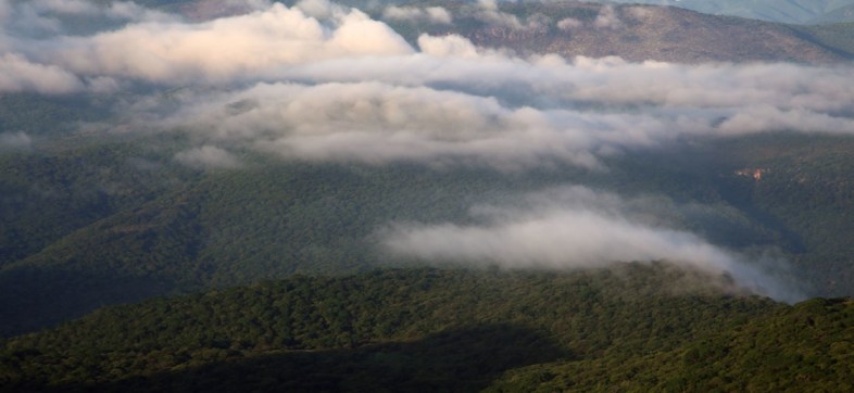 nubes-bombardeo-lluvia