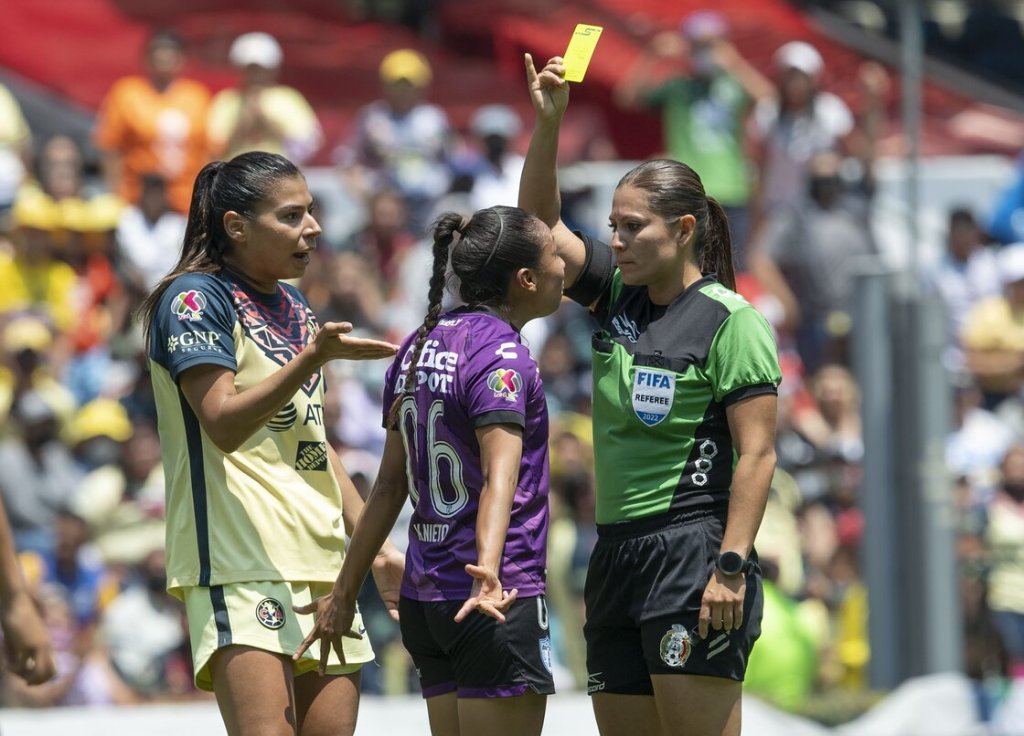 El autogol de Janelly Farias y la eliminación de América a manos de Charlyn Corral en la Liga MX Femenil