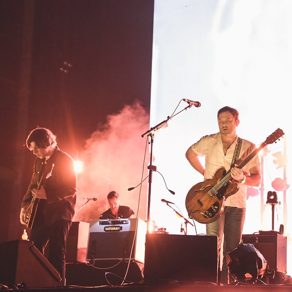 Kings of Leon nos regaló una noche mágica en Corona Capital Guadalajara 2022