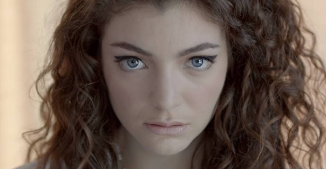 La historia de "Royals" de Lorde y su crítica al estilo de vida "rockstar"