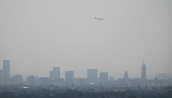 Estos son los coches que no circularán el 13 de noviembre por la contingencia ambiental en CDMX