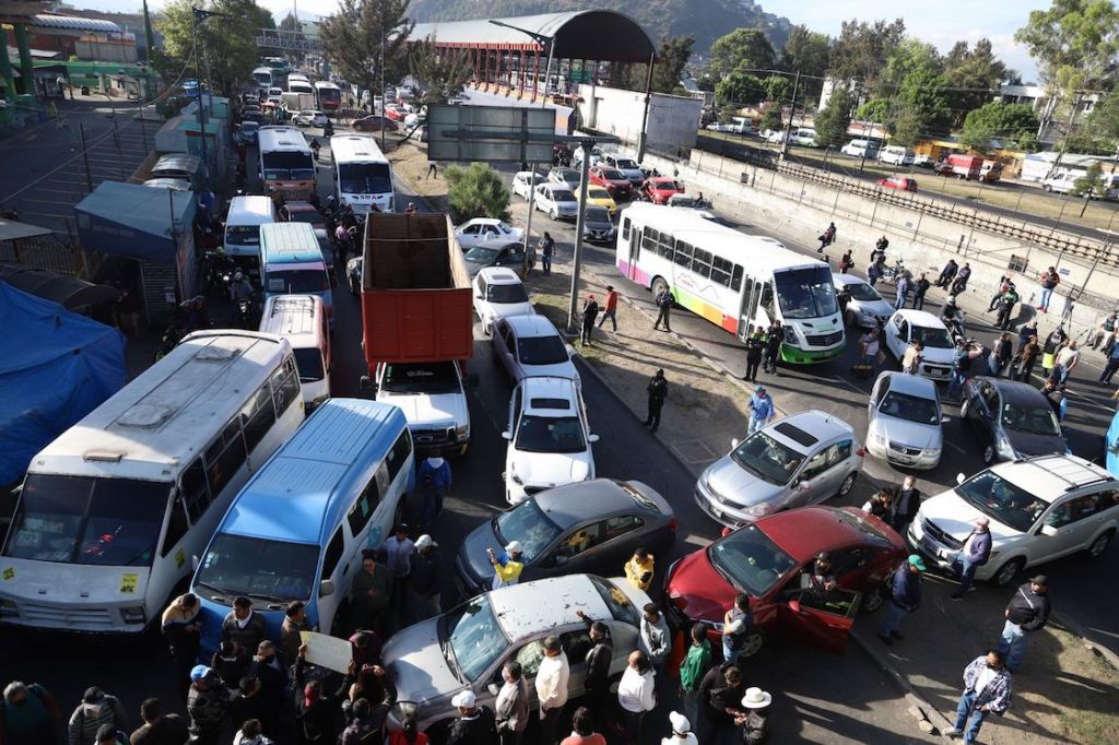 bloqueo-aumento-tarifa-cdmx-transportistas