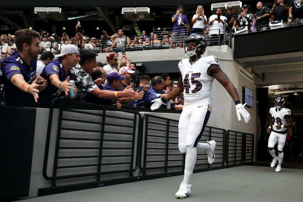 Jaylon Ferguson con los Ravens