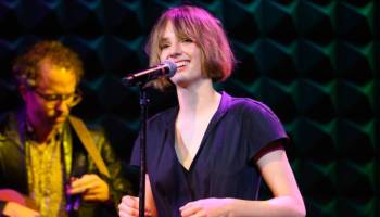 Maya Hawke anuncia nuevo disco y lanza su rola "Thérèse"