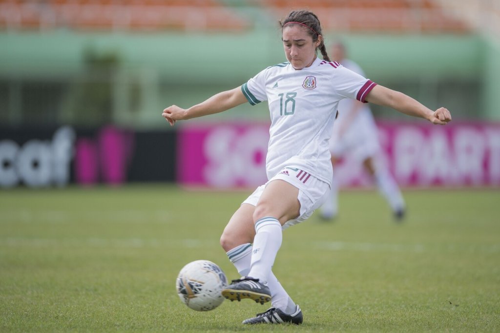 ¡Fichaje bomba! Silvana Flores jugará con Rayadas en la Liga MX Femenil