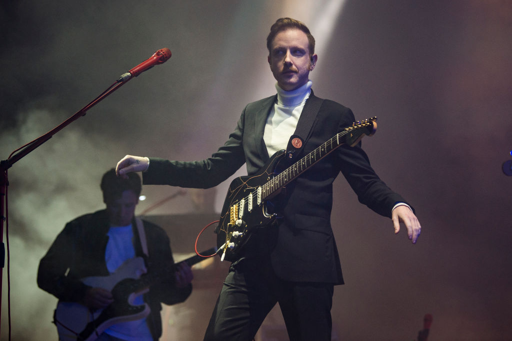 Two Door Cinema Club está de vuelta con su nueva rola "Wonderful Life"