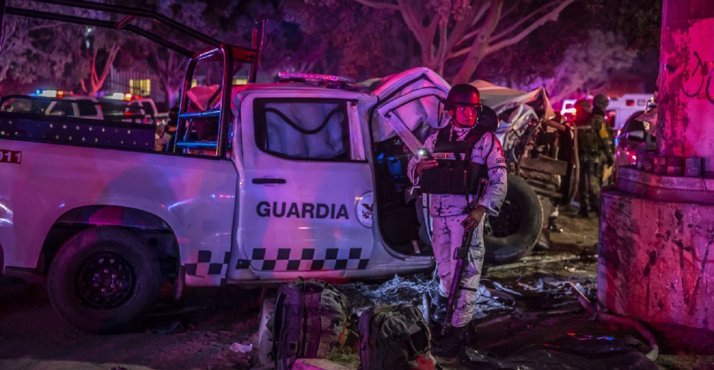 Vehículo de la Guardia Nacional se accidenta sobre Arco Norte; uno murió y otro más está grave