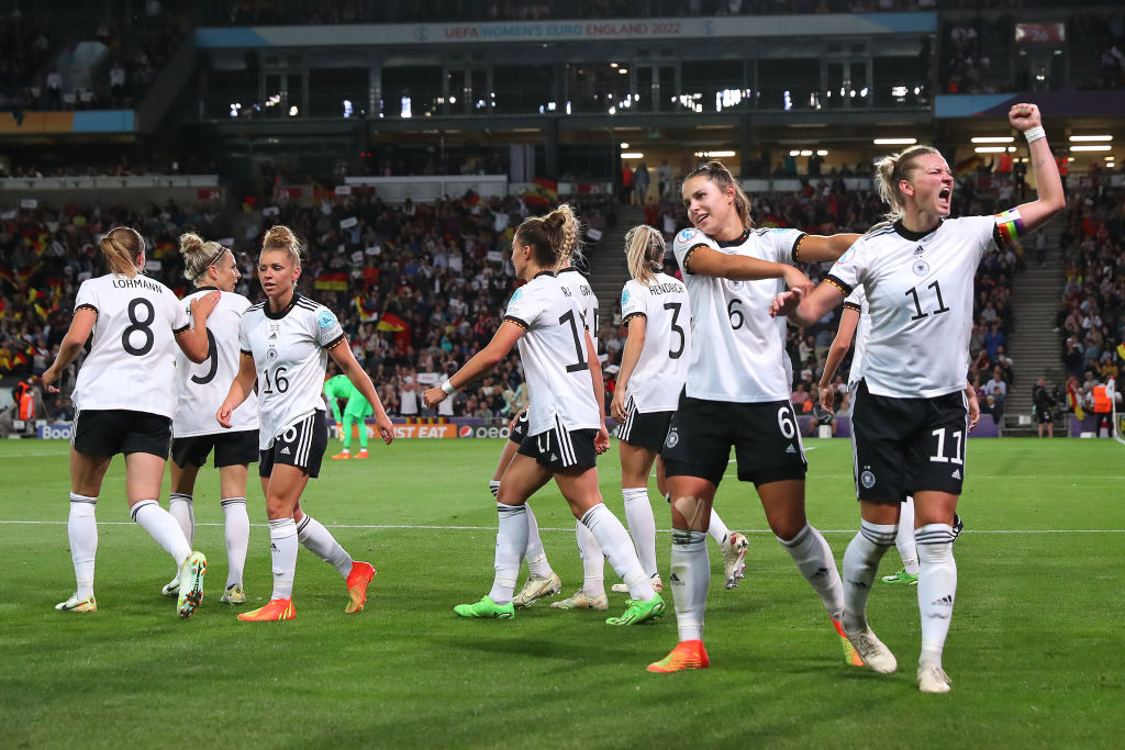 El doblete de Alexandra Popp que puso a Alemania en la final de la Euro Femenil