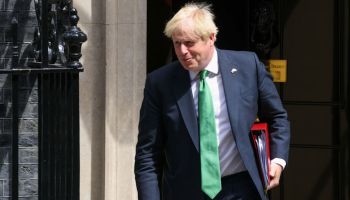 boris-johnson-hasta-la-vista-baby-parlamento