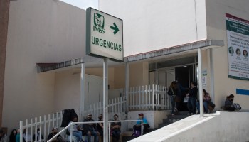 IMSS habría ofrecido 88 mil pesos a mujer que perdió ambas piernas por negligencia