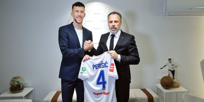 Ivan Perisic presentado con el Hadjuk Split