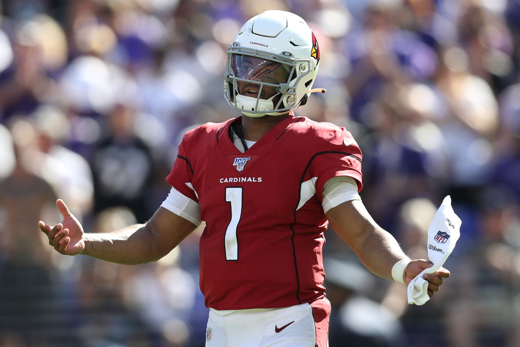 Kyler Murray podría quedarse fuera de todo el 2023 por lesión