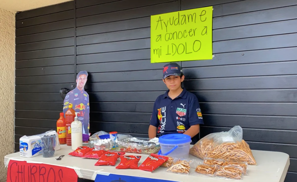 Matías, el fan de Checo Pérez que vende botana para ir al Gran Premio de México