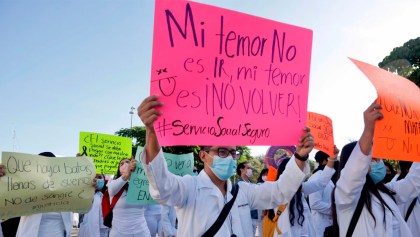 medicos-protesta-servicio-social