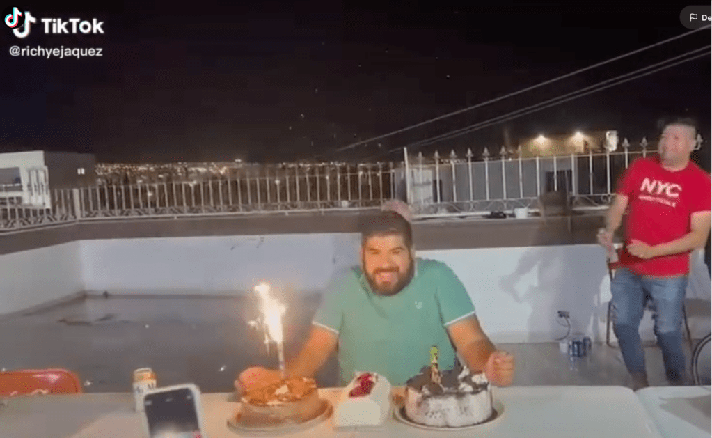 Como cuando tus amigos te quieren celebrar tu cumpleaños y dejan sin luz a toda tu colonia 