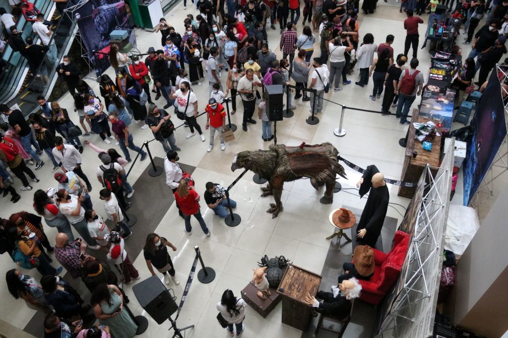 ¿Son chefcitos? Denuncian plaga de ratas en restaurante de centro comercial en CDMX 