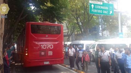 insurgentes-sur-manifestacion-combis