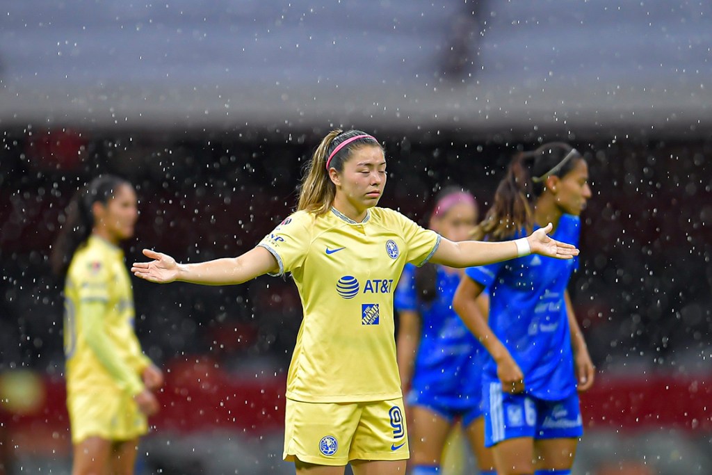 Katty Martínez pide normalizar la conversación sobre salud mental en las futbolistas