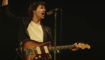 Arctic Monkeys lanza la rola "I Ain't Quite Where I Think I Am"