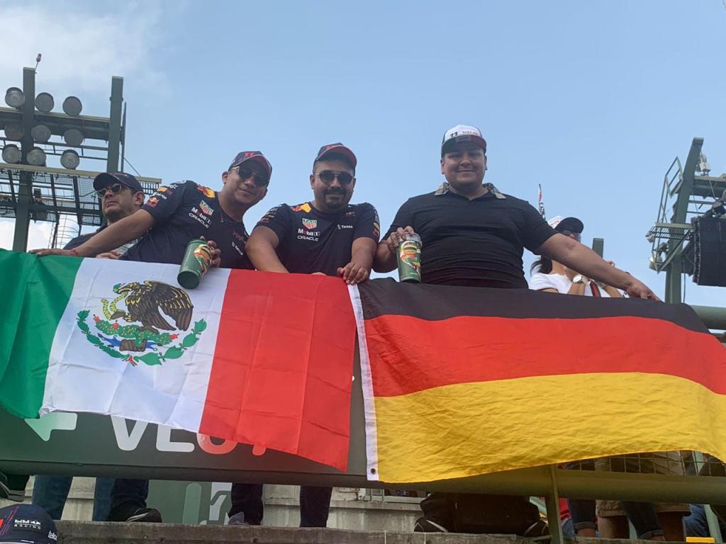 El apoyo de Red Bull a Checo Pérez, el desastre de Leclerc y el ambientazo en primer día del GP de México 