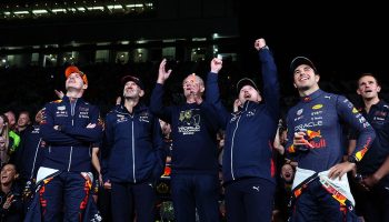 Checo Pérez hizo que Helmut Marko olvidara el campeonato de Max en Japón: "Estábamos fascinados"