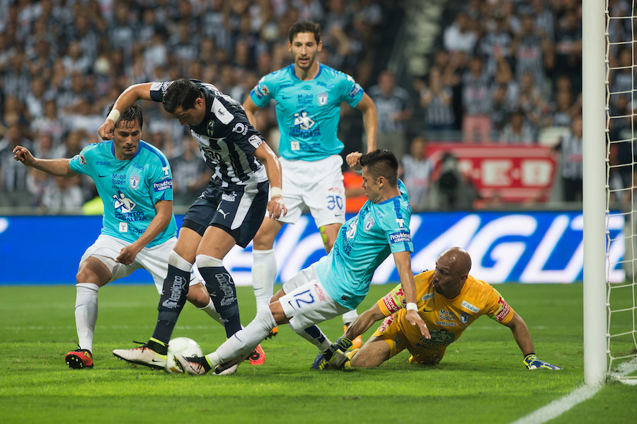 El Motivo Por El Que Pachuca Jugó (y Goleó) Ante Monterrey Con Uniforme ...