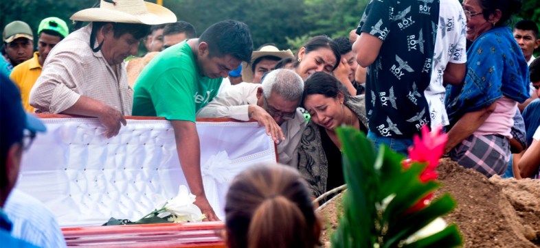 san-miguel-totolapan-guerrero-funeral