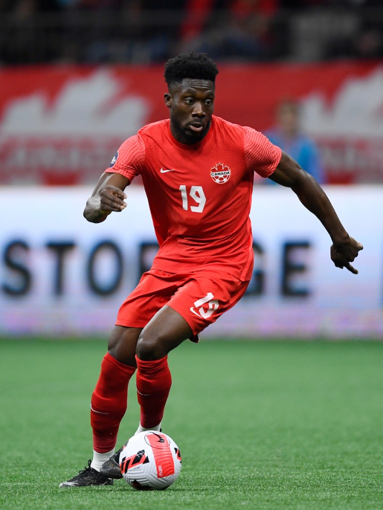 alphonso davies canada seleccion