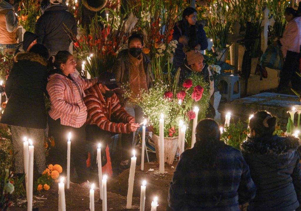  panteon-muertos-velada. panteon-muertos-velada.