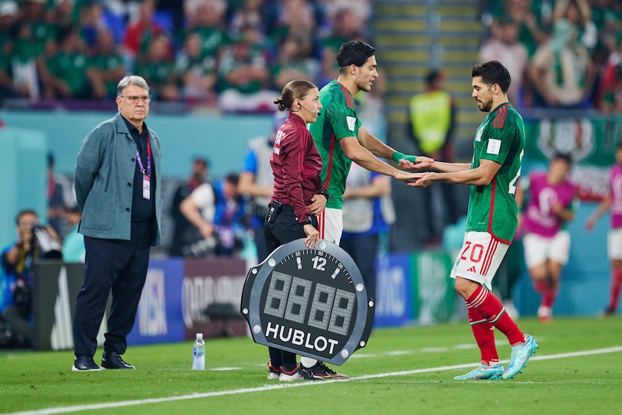 Héctor Moreno y Henry Martín 