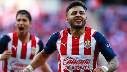 Alexis Vega revela por qué rechazó jugar en Europa para renovar con Chivas