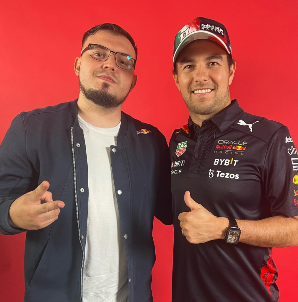 Checo Pérez vs Rapder