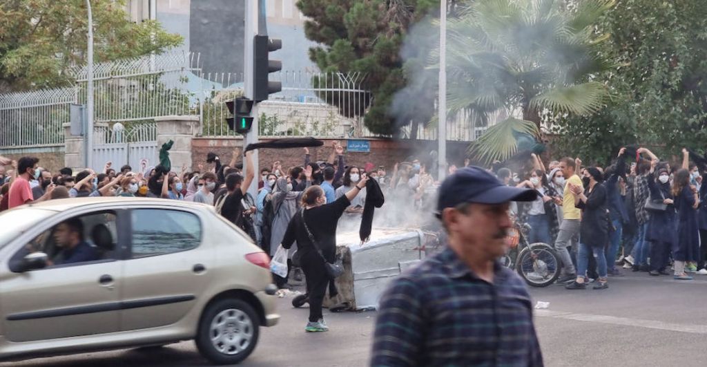 iran-policia-de-la-moral-protestas