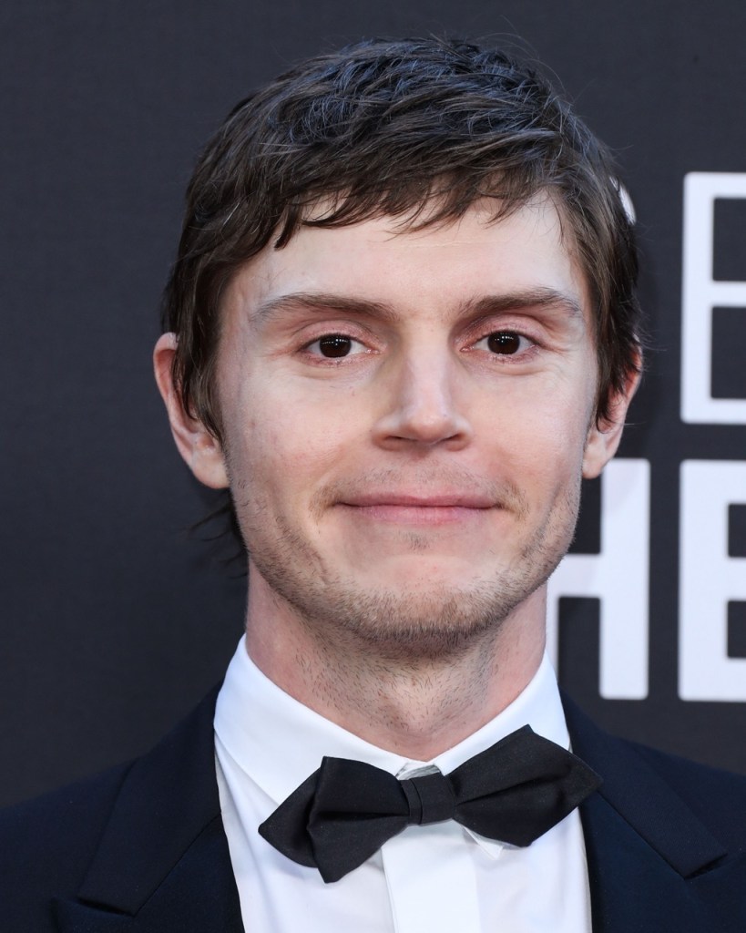 evan peters