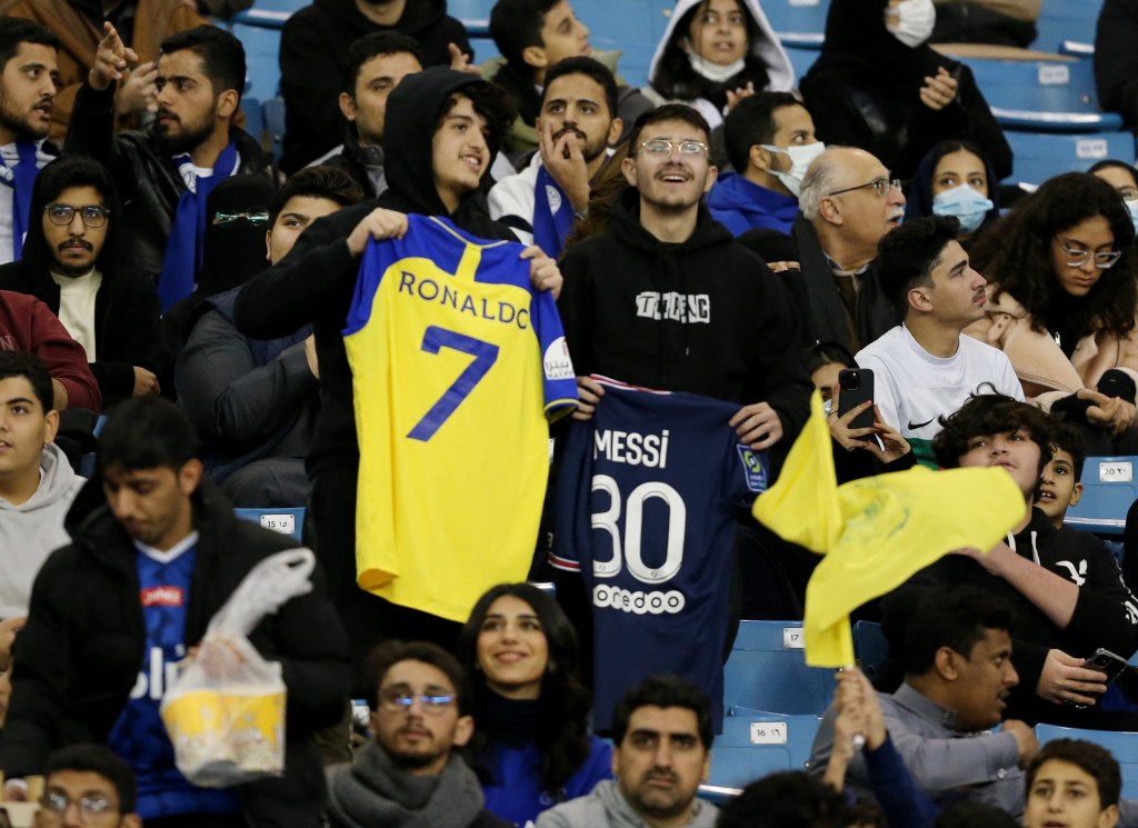 Messi y Cristiano Ronaldo en el PSG vs Al-Nassr/Al-Hilal