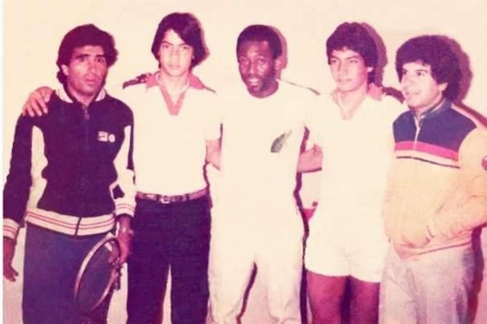 El día en que Pelé jugo tenis en México acompañado por Carlos Reinoso, Zelada y la familia Zarazúa