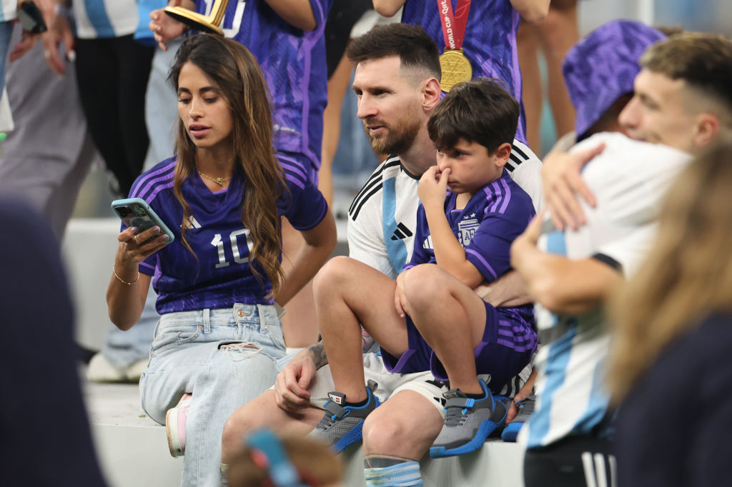 Dejan amenaza a Messi tras balear negocio de la familia de Antonela Roccuzzo