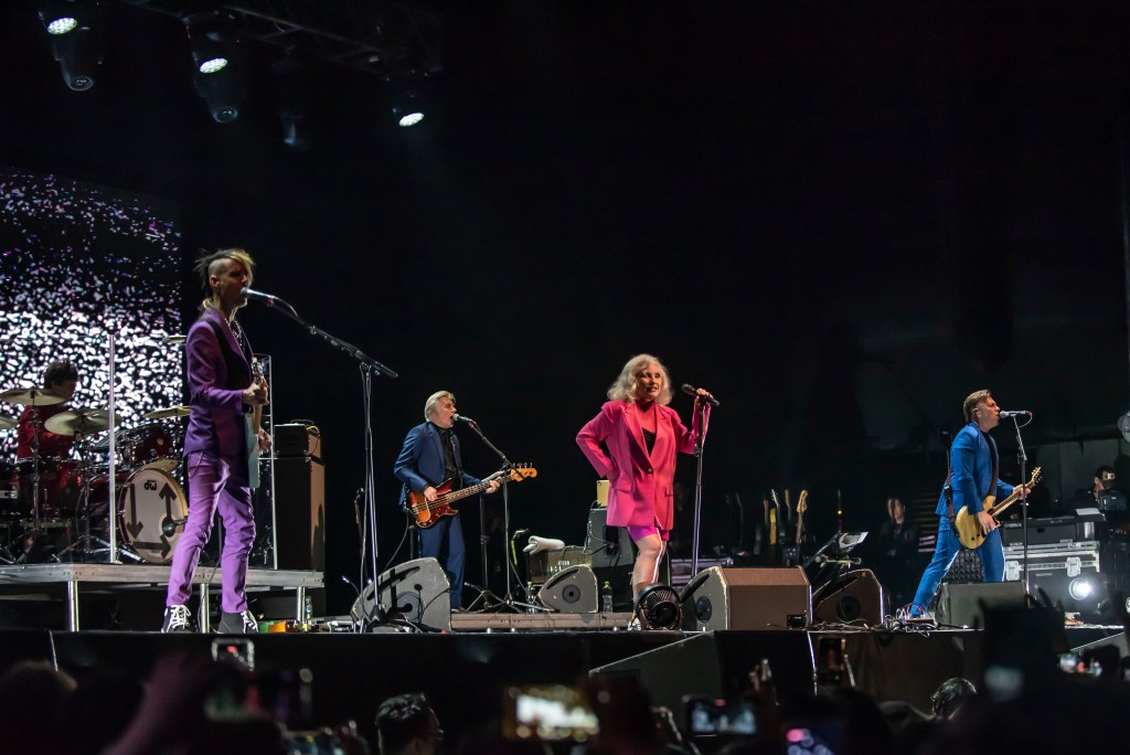 Blondie fue genial en el Pepsi Center 