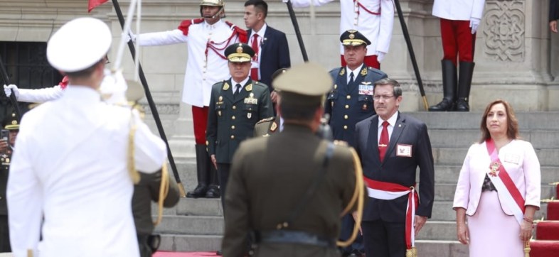 dina boluarte presidenta perú